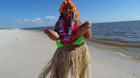 Beach Hula Girl Dance