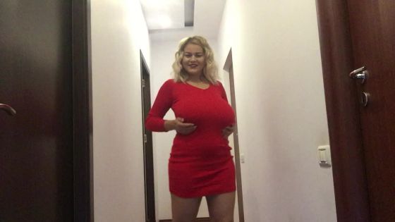 Sexy red dress tease - ClipFoo video on CurveFanz