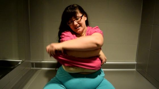 in a WC of a coffee house - ClipFoo video on CurveFanz