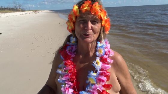 Beach Hula Girl Dance - ClipFoo video on CurveFanz