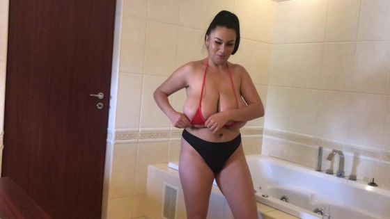 Wet Big Boobs Helen Star - ClipFoo video on CurveFanz