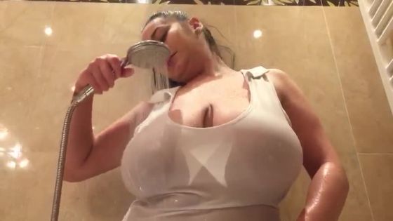 Wet T Shirt in the Shower - ClipFoo video on CurveFanz