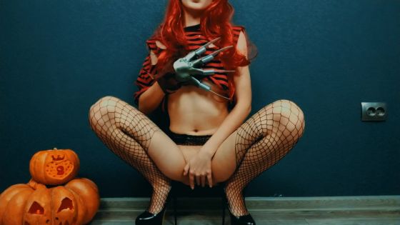 Trick or Treat - Freddy Kruger Halloween Cosplay - ClipFoo video on CurveFanz