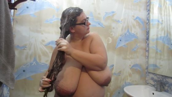 smother hair with shampoo hairy armpits - ClipFoo video on CurveFanz