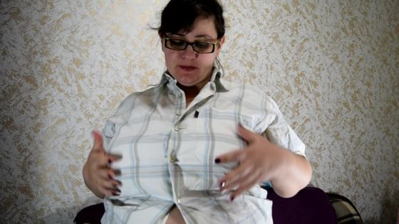 for beige silky bra lovers - ClipFoo video on CurveFanz