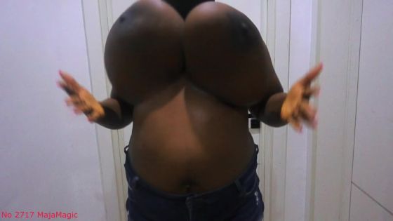 Big Boobs Bouncing in Slow Motion with Busty Stephanie - ClipFoo video on CurveFanz