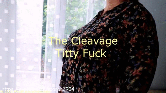 Maja's Cleavage Cut Titty Fuck
