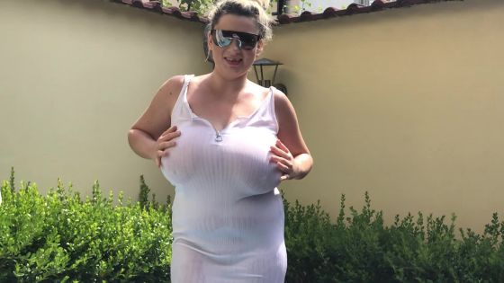 wet t shirt huge boobs