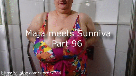 Sunniva takes a Shower