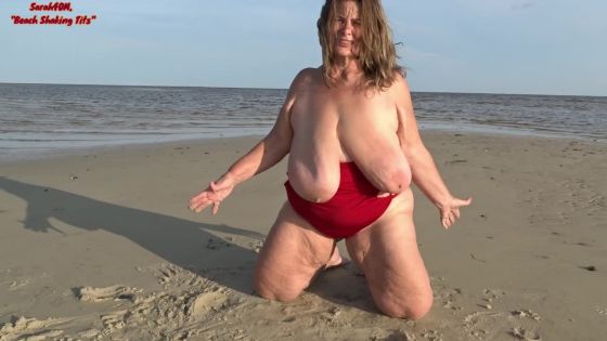 Beach Shaking Tits